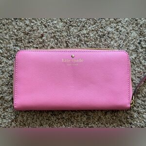 Kate Spade New York Lacey Zip-Around Continental Wallet (Brand New)